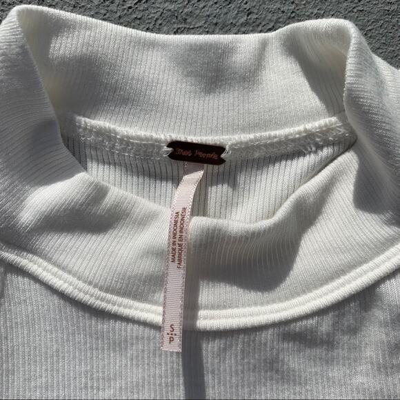 Free People Downtown Girl Cream Tunic Cold Shoulder SMALL - Picture 6 of 8